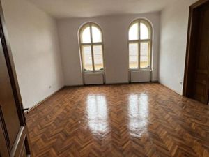 Apartament 3 camere Sinaia - imagine 2