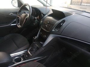 Vând Opel Zafira 2015 - imagine 4