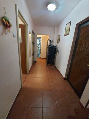 Inchiriez apartament 2 camere, Piata Muncii, 2000lei - imagine 3