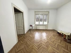 Apartament cu 3 camere - 91 mp utili -  centru - Loca #539;ie excelent #259; -  posibilitate de comp - imagine 3