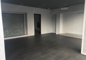 De inchiriat spatiu comercial cu vitrine mari, suprafata 65 mp, amenajat, ultracentral - imagine 3