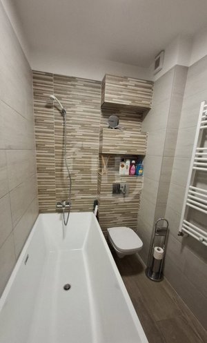 Apartament cu 3 camere, etaj intermediar, parcare - imagine 8