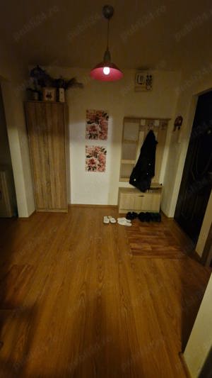 Închiriez apartament cu 2 camere - imagine 3