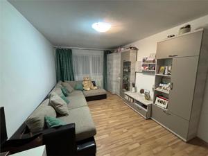 Apartament decomandat 2 camere, etaj 1, zona Lipovei