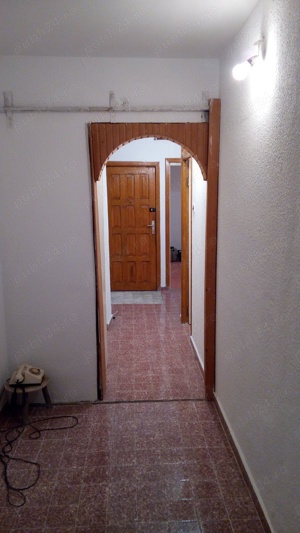 Apartament - imagine 8