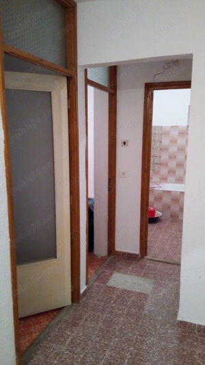 Apartament - imagine 9