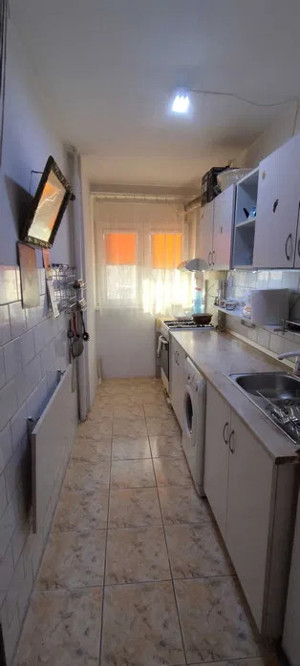 APARTAMENT 3 CAMERE DE VANZARE DRUMUL TABEREI, RAUL DOAMNEI - imagine 7