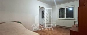 Apartament 2 camere semidecomandat in zona Fortuna - imagine 3