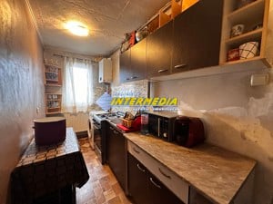 Apartament cu 2 camere si balcon de vanzare in Alba Iulia ZOna CETATE Bulevard