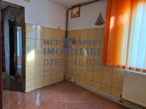 Apartament 4 camere   Bld. Traian | Spațiu generos, ideal pentru familie - imagine 4