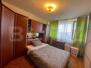 Apartament cu 3 camere, etaj intermediar zona Alexandru Vlahuta  - imagine 2