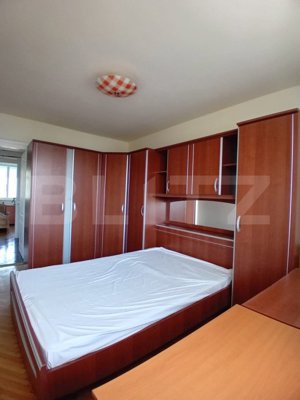 Apartament cu 3 camere, etaj intermediar zona Alexandru Vlahuta  - imagine 11