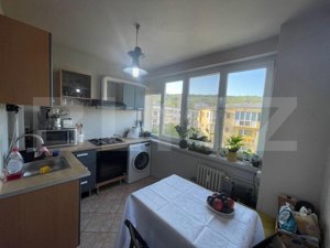 Apartament cu 3 camere, etaj intermediar zona Alexandru Vlahuta  - imagine 4