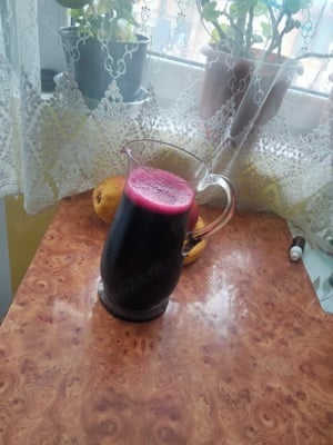 Vin roșu de butuc de vânzare 