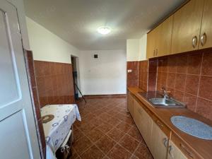 Apartament spațios cu 2 camere -zona Umt - imagine 7