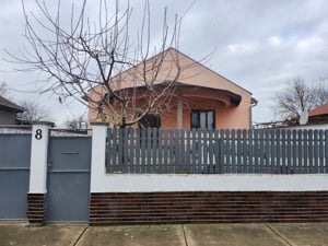 Casa de vanzare in bodrogu nou