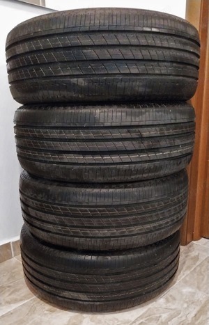 Anvelope vara Bridgestone