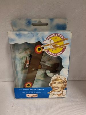 Machete metalice avioane Pionierii Aviatiei WWI WWII Lledo Days Gone