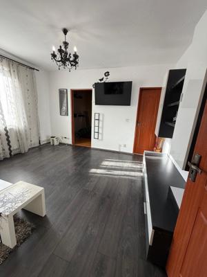 Vand apartament cu 2 camere in Deva, zona Enescu (Cuza Voda), etaj 1, bloc de caramida de 2 etaje  - imagine 18