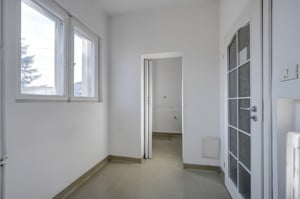 Apartament situat într-un imobil cu o poveste de măiestrie inginerească!   - imagine 16