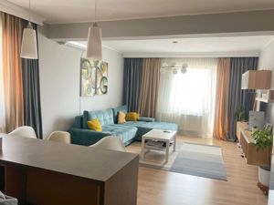 De vanzare apartament cu 4 camere - Giroc - imagine 4