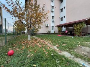 De vanzare apartament cu 4 camere - Giroc - imagine 17