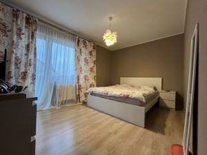 De vanzare apartament cu 4 camere - Giroc - imagine 10