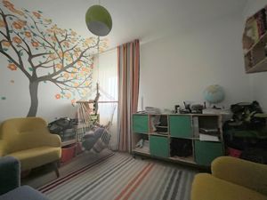 De vanzare apartament cu 4 camere - Giroc - imagine 6