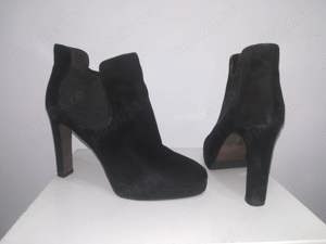 Gheata neagra, eleganta de dama