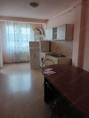 Vând închiriez apartament - imagine 2