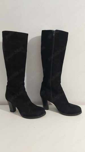 Cizme de dama inalte, elegante, din piele intoarsa