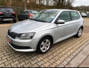 Vând Skoda Fabia 2016 combustibil diesel 164000 km - imagine 7