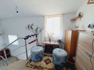 Apartament 3 camere in Cetate cu loc de parcare, curte si boxa - imagine 7