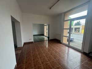 Spatiu comercial de inchiriat in zona Intim - imagine 4