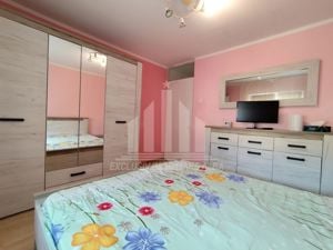 Apartament cu 3 camere de vanzare, Cetate-Mercur