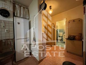 Apartament 2 camere, decomandat, etaj intermediar, zona Dambovita - imagine 5