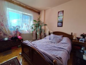 Apartament cu 3 camere de vanzare, Cetate - imagine 5