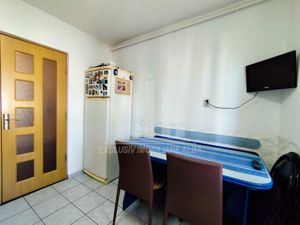 Apartament cu 3 camere de vanzare, Cetate - imagine 4