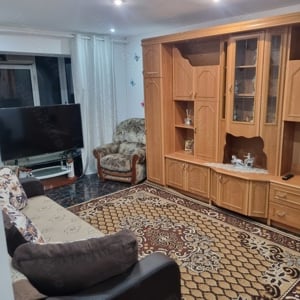 Apartament 3 camere Craiova aproape de centru