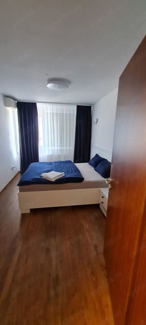 Vand apartament 3 camere zona centrala - imagine 5