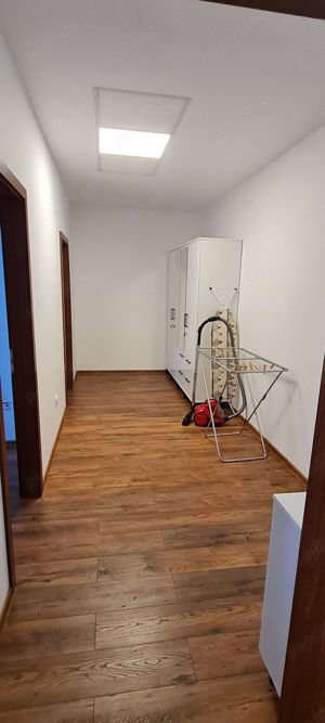 Vand apartament 3 camere zona centrala - imagine 7