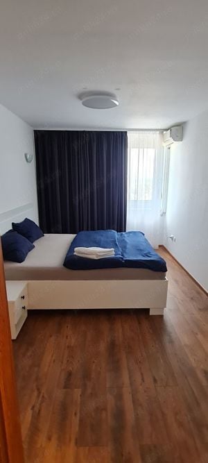 Vand apartament 3 camere zona centrala - imagine 4