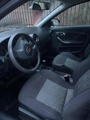 Seat ibiza 1.2 benzina, 2009 - imagine 3 Seat ibiza 1.2 benzina, 2009 - imagine 3