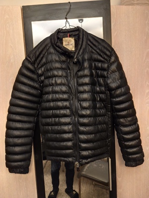 Geaca Moncler originala Nr 4