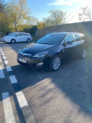 Opel Astra J benzină 