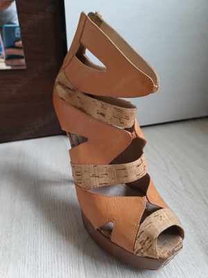 Fendi Patent Leather Cork high heel Peep Toe Platform Sandals 39 - imagine 4