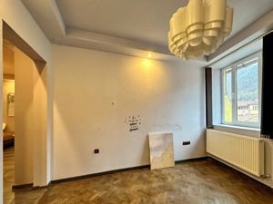 APARTAMENT ELEGANT cu suprafata generoasa langa  P-ta Unirii - imagine 5