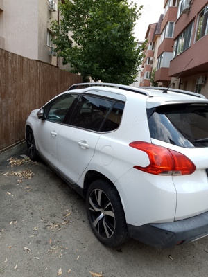 Vând Peugeot model 2008 an fabricație 2013 - imagine 2