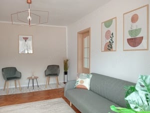 Vand apartament 2 camere in Centru - imagine 6