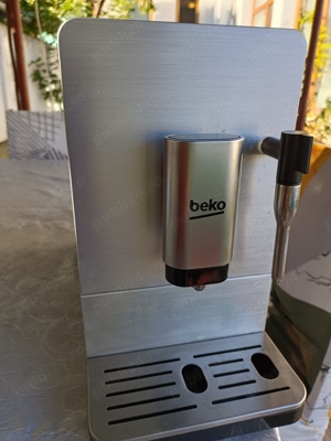 VAND expresor automat BEKO Fully automatic  - imagine 2